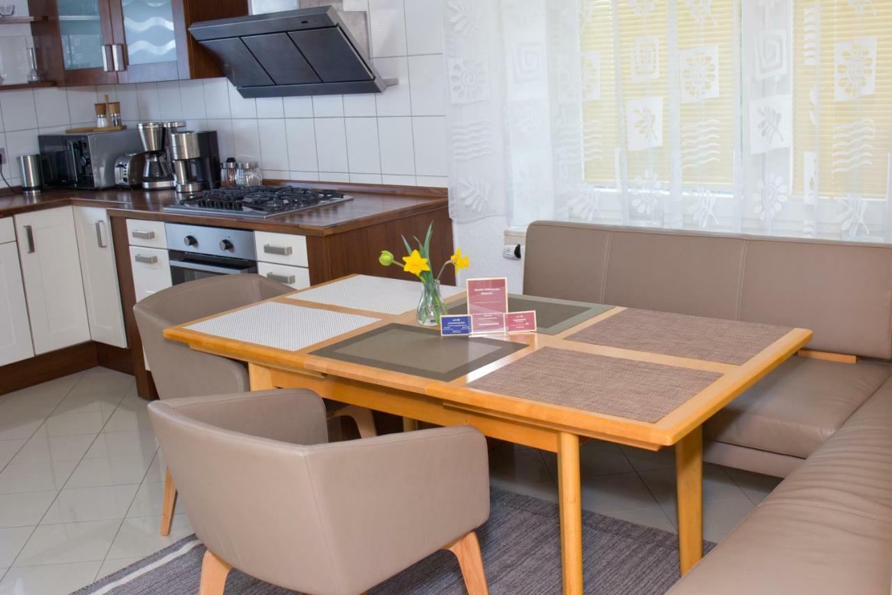 Ferienhaus Giulia In Guenzburg Ideal Fuer 2 Familien Экстерьер фото